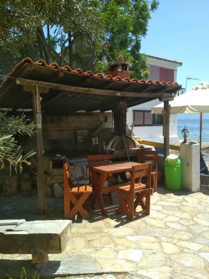 Kalama Apartments Каламос Экстерьер фото