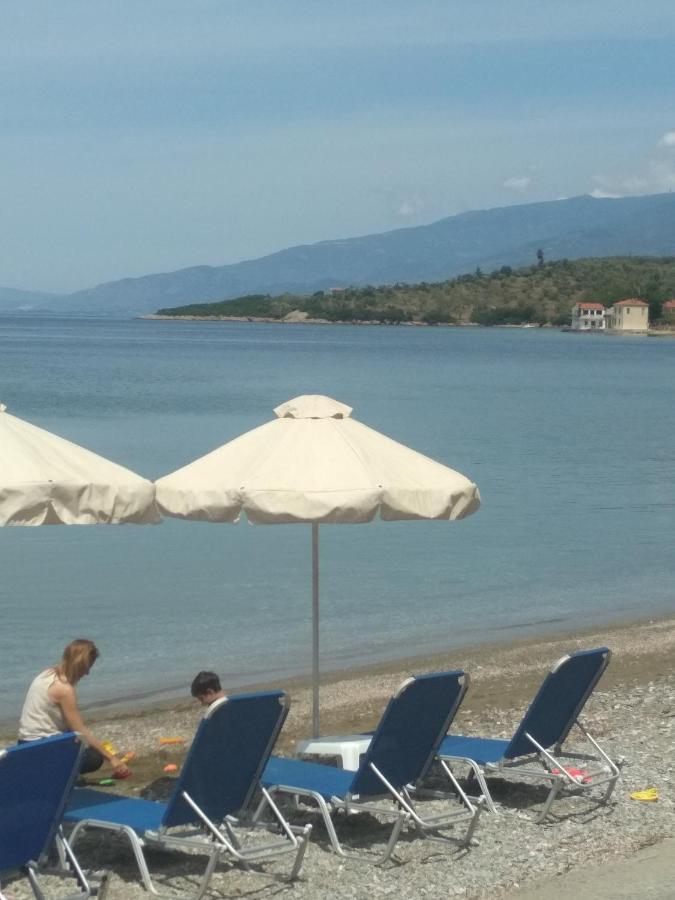 Kalama Apartments Каламос Экстерьер фото